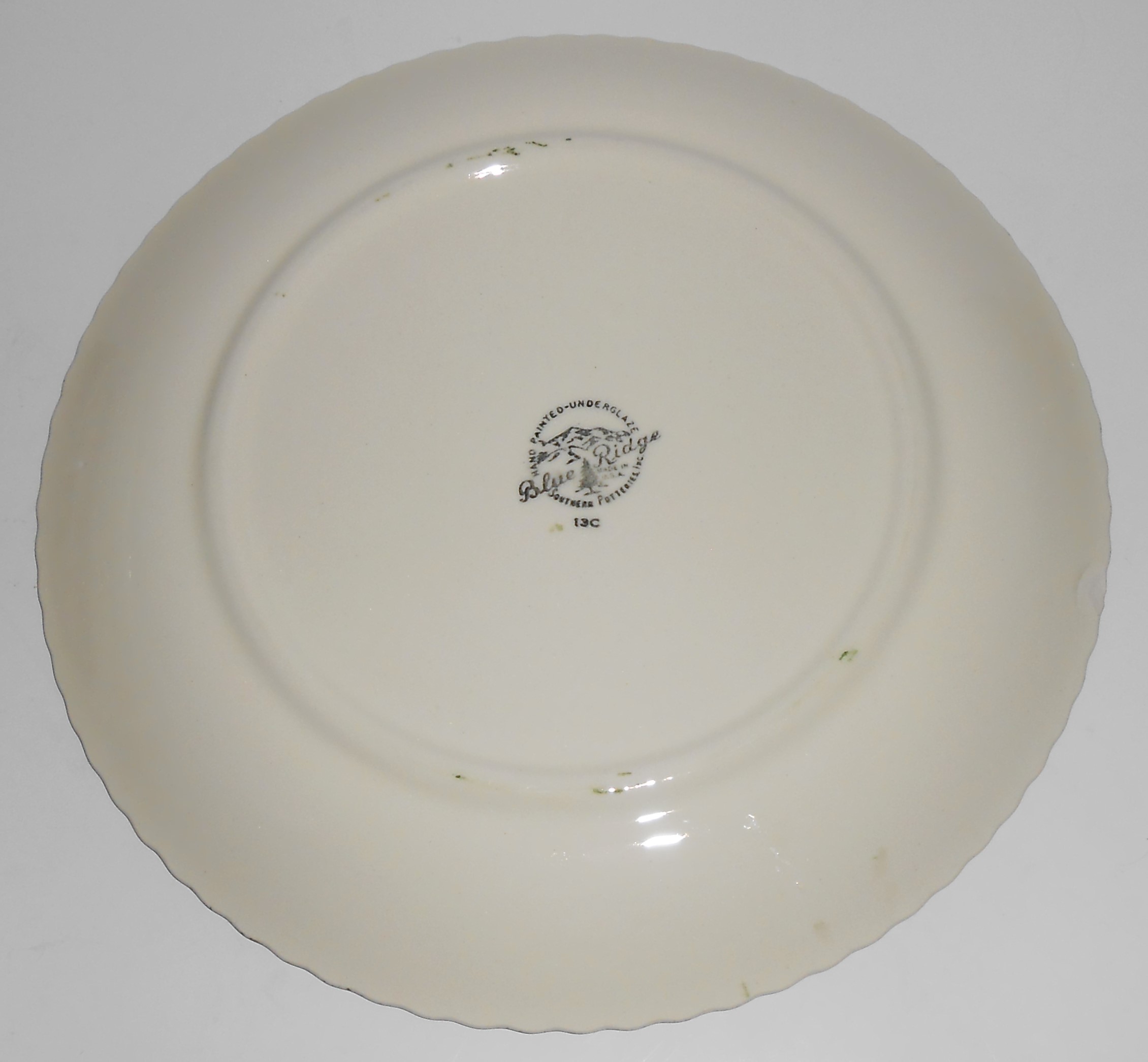 Blue Ridge Southern Potteries Quaker Apple Luncheon Pla