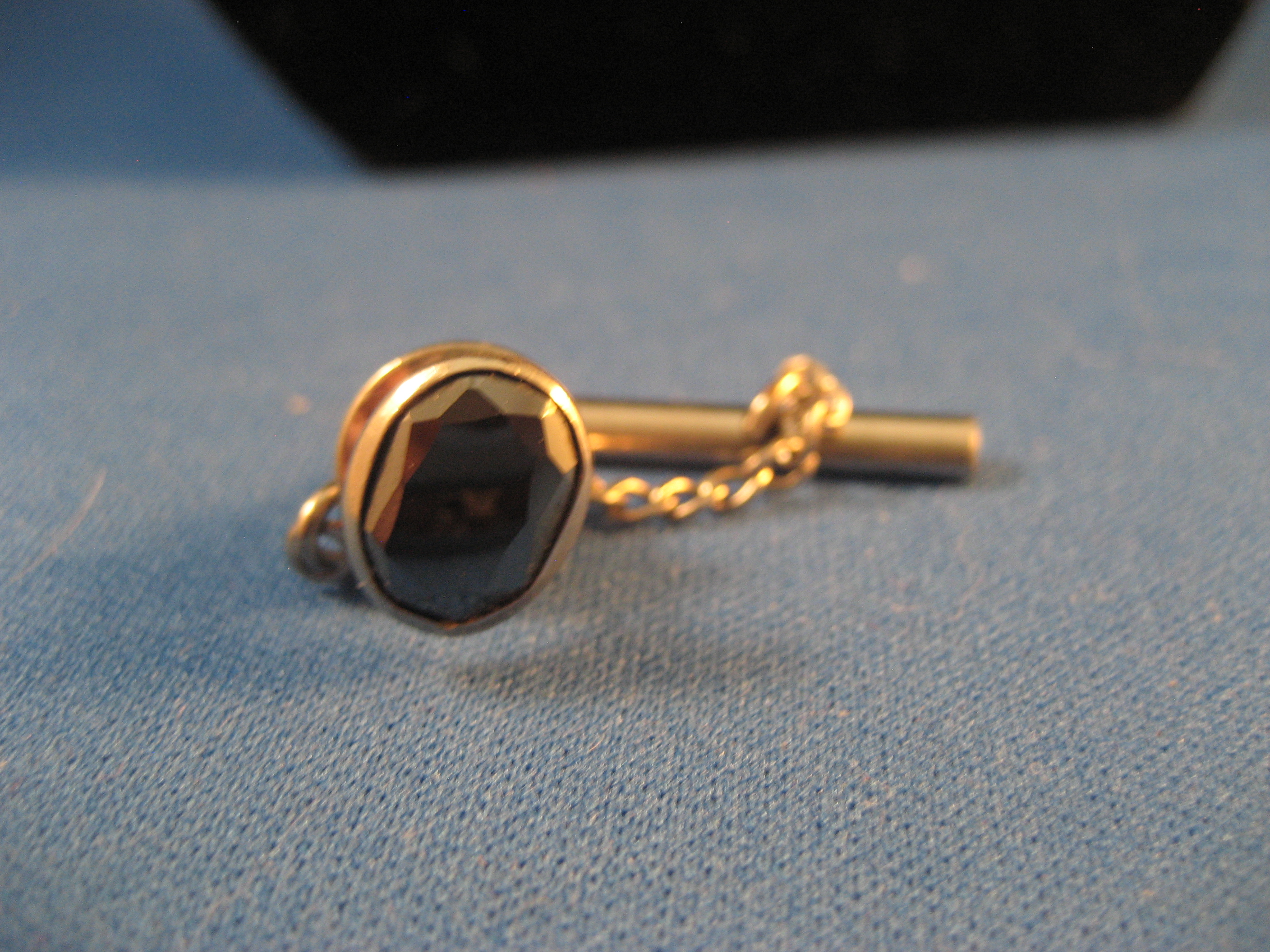 Onyx Tie Tac