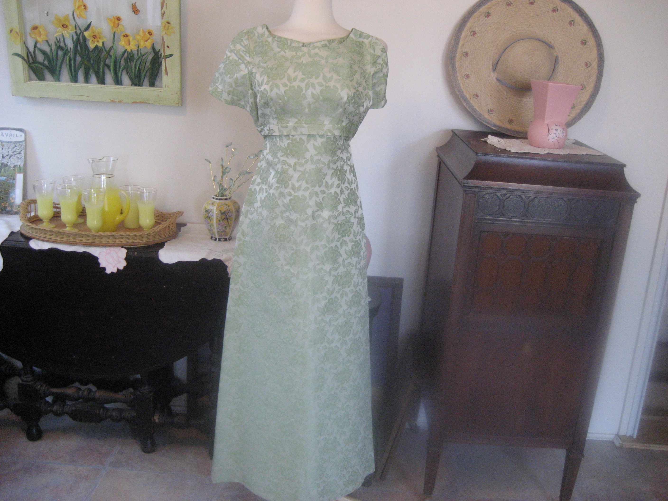 1950 Slim Ladies Brocade Party Dress