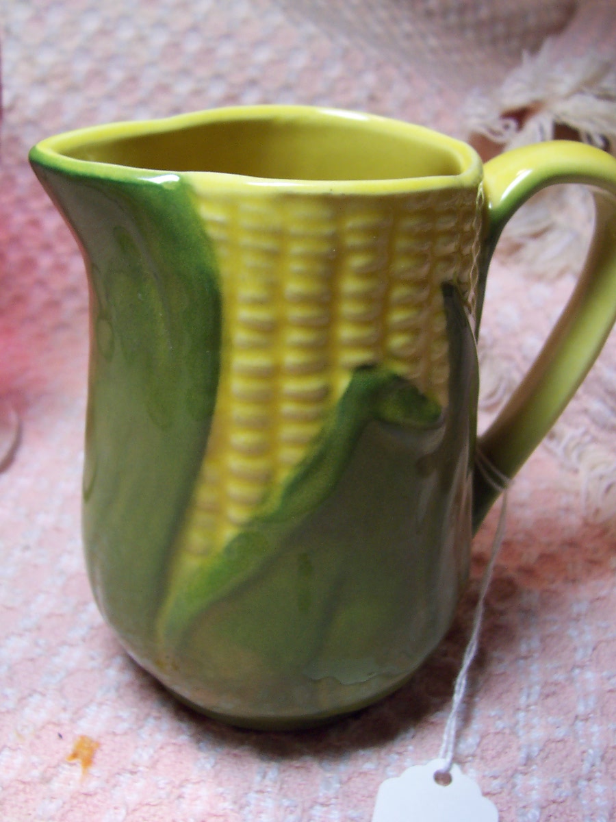 Shawnee Corn Pitcher 70 USA