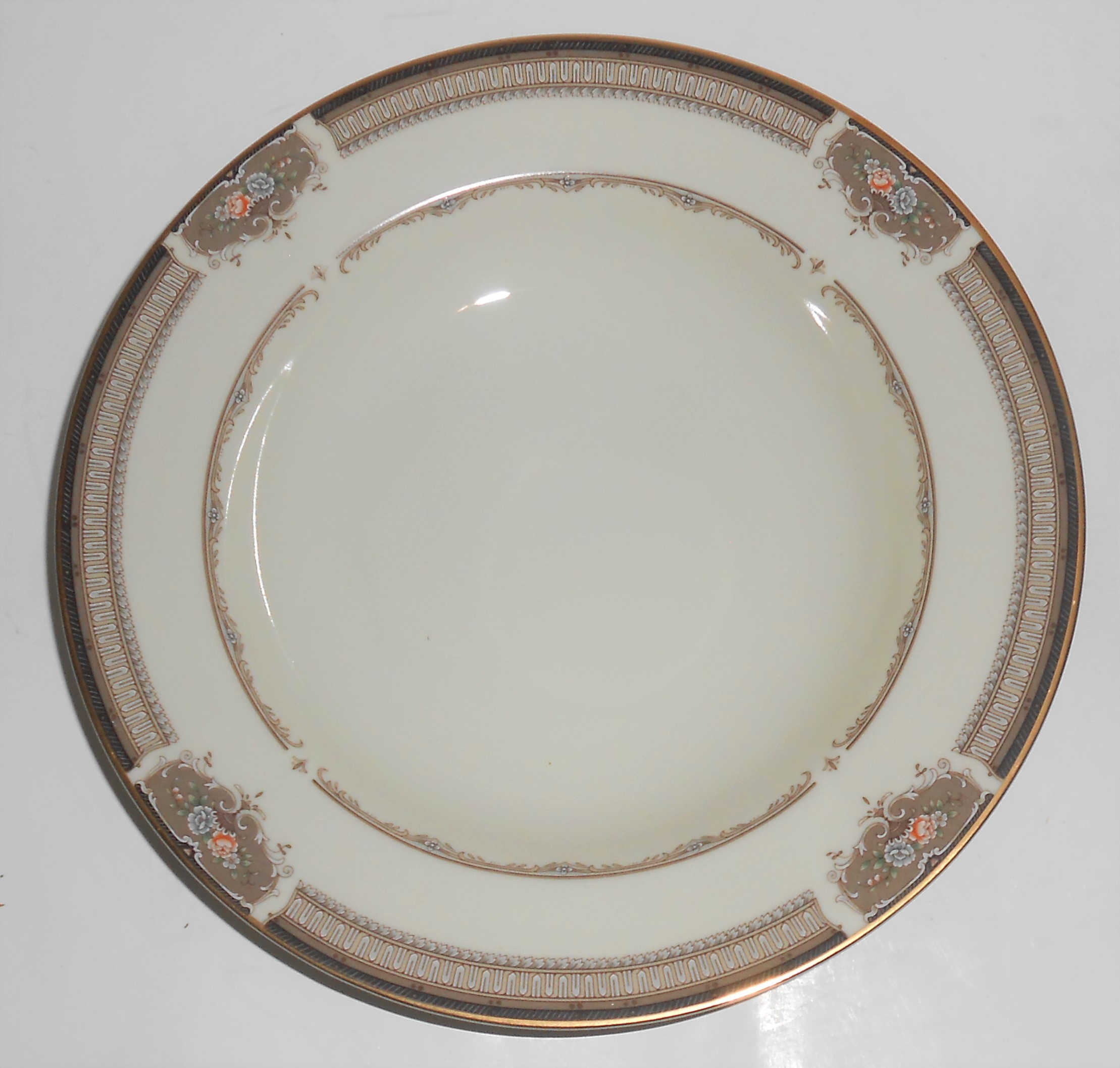 Mikasa China L2851 Love Song Rimmed Soup Bowl w/Gold