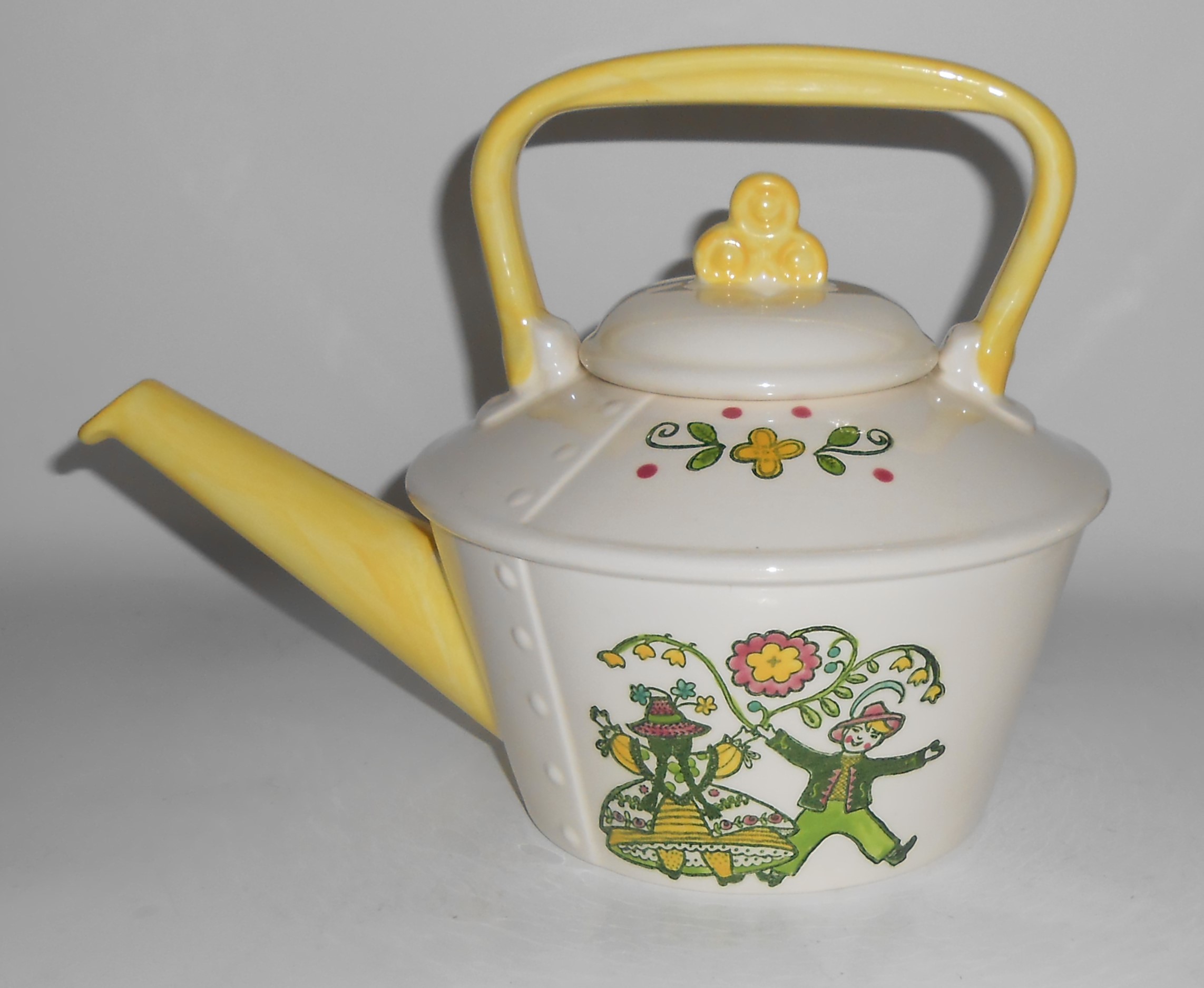 Metlox Pottery Poppy Trail Happy Time Teapot w/Lid MINT