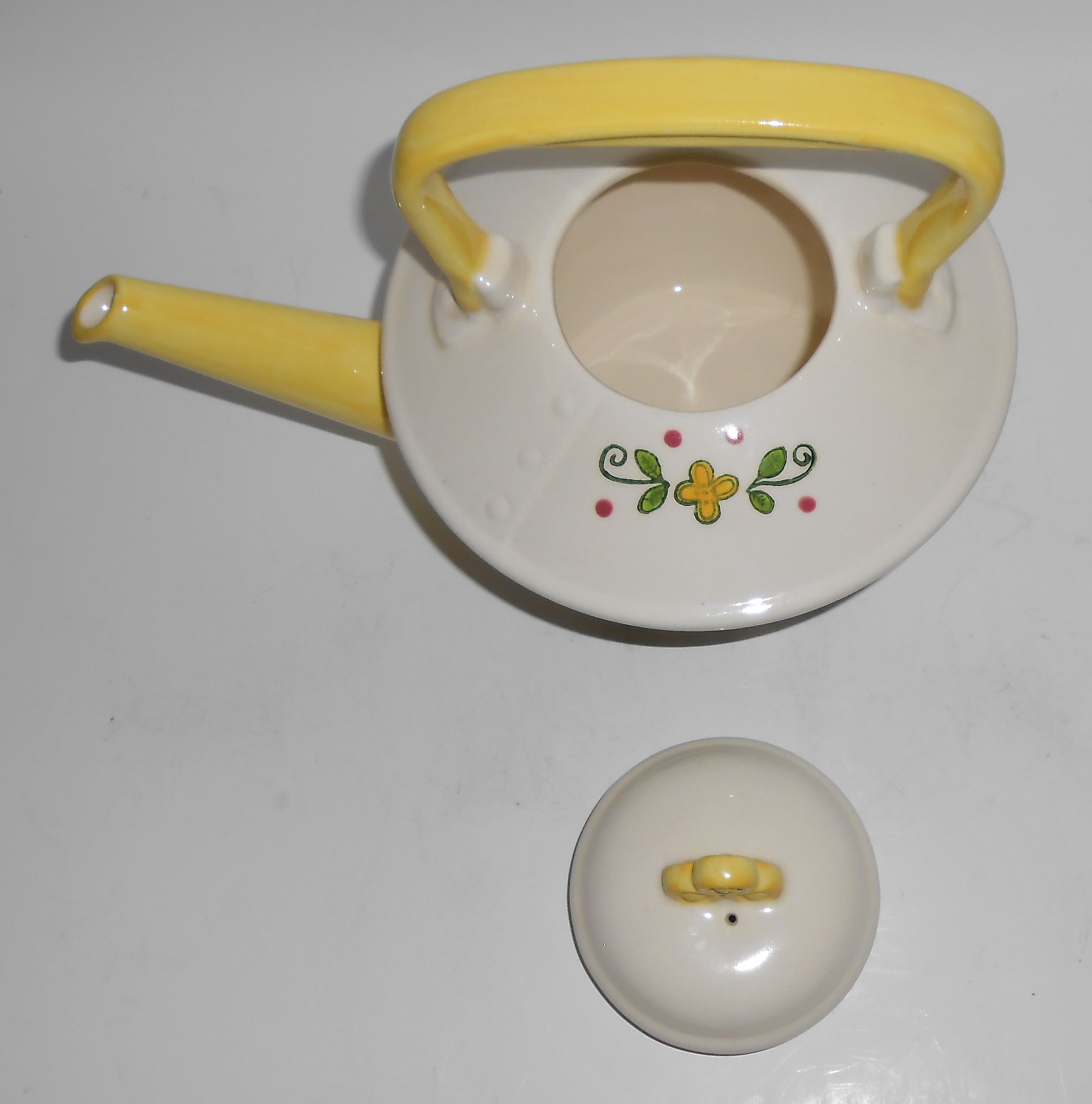 Metlox Pottery Poppy Trail Happy Time Teapot w/Lid MINT