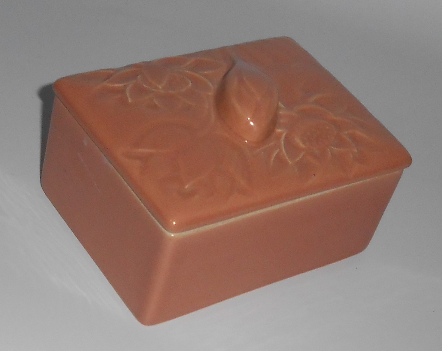 Franciscan Catalina Pottery Encanto Art Ware Coral / Gr