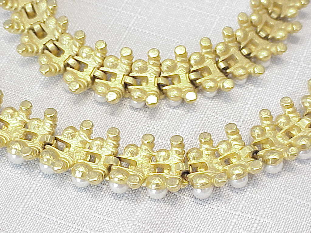Brushed Gold Tone Pearl Choker Necklace And Bracelet Set