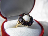 14K Gold Garnets Opal Flower 1950s Ring