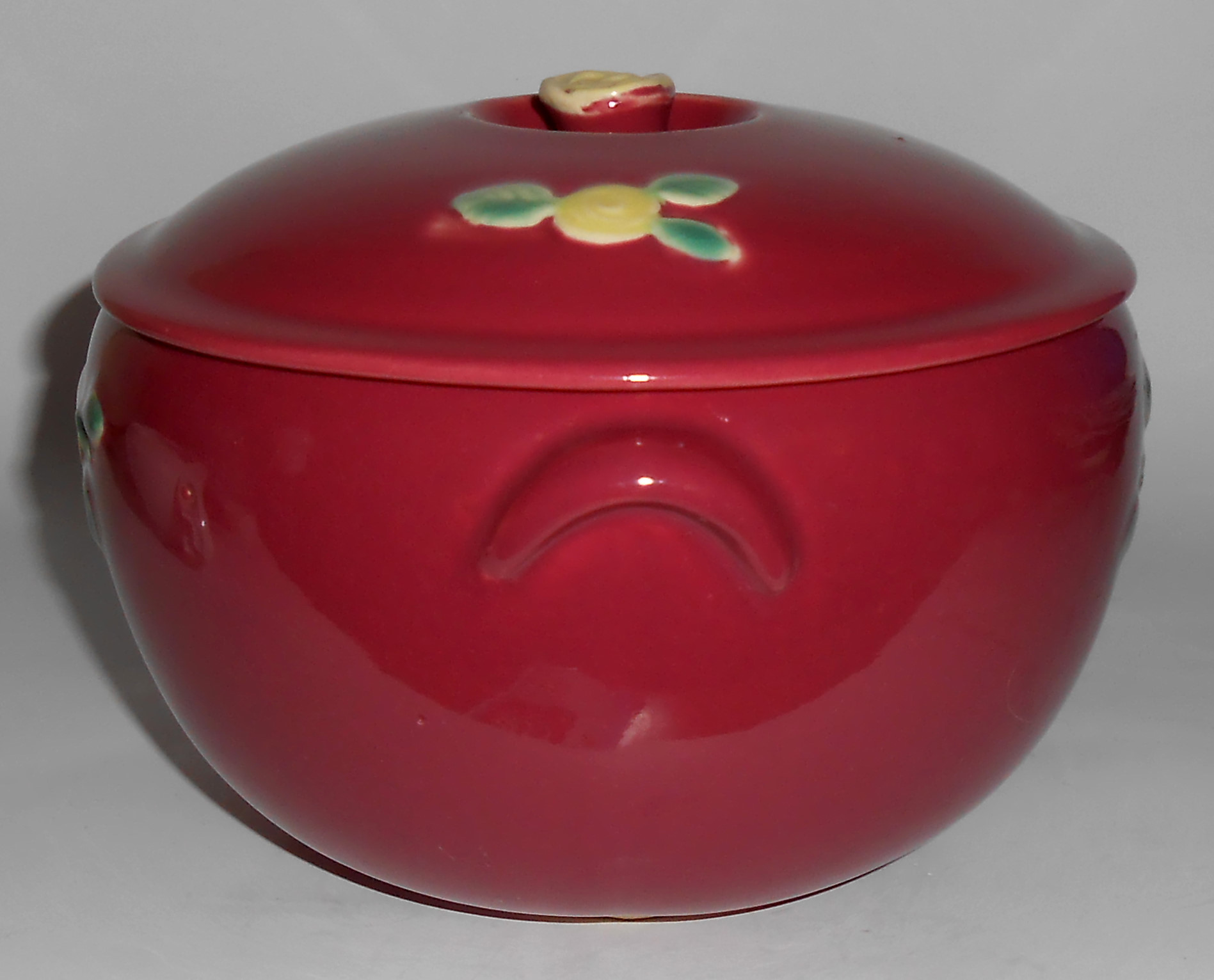 Coors Pottery Rosebud Red Medium Triple Service Cass