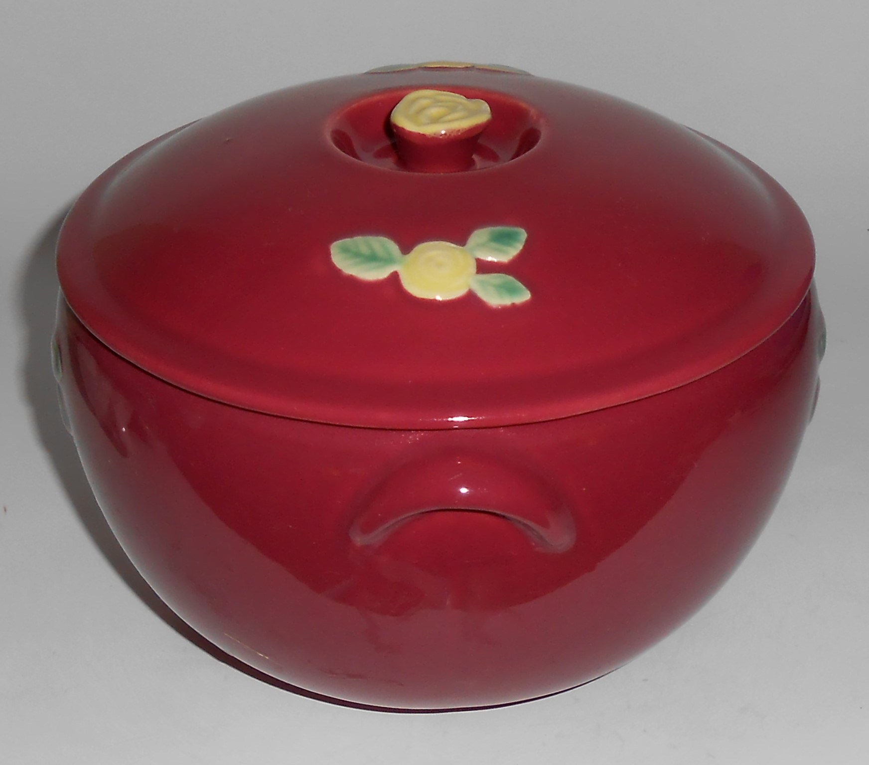 Coors Pottery Rosebud Red Medium Triple Service Cass