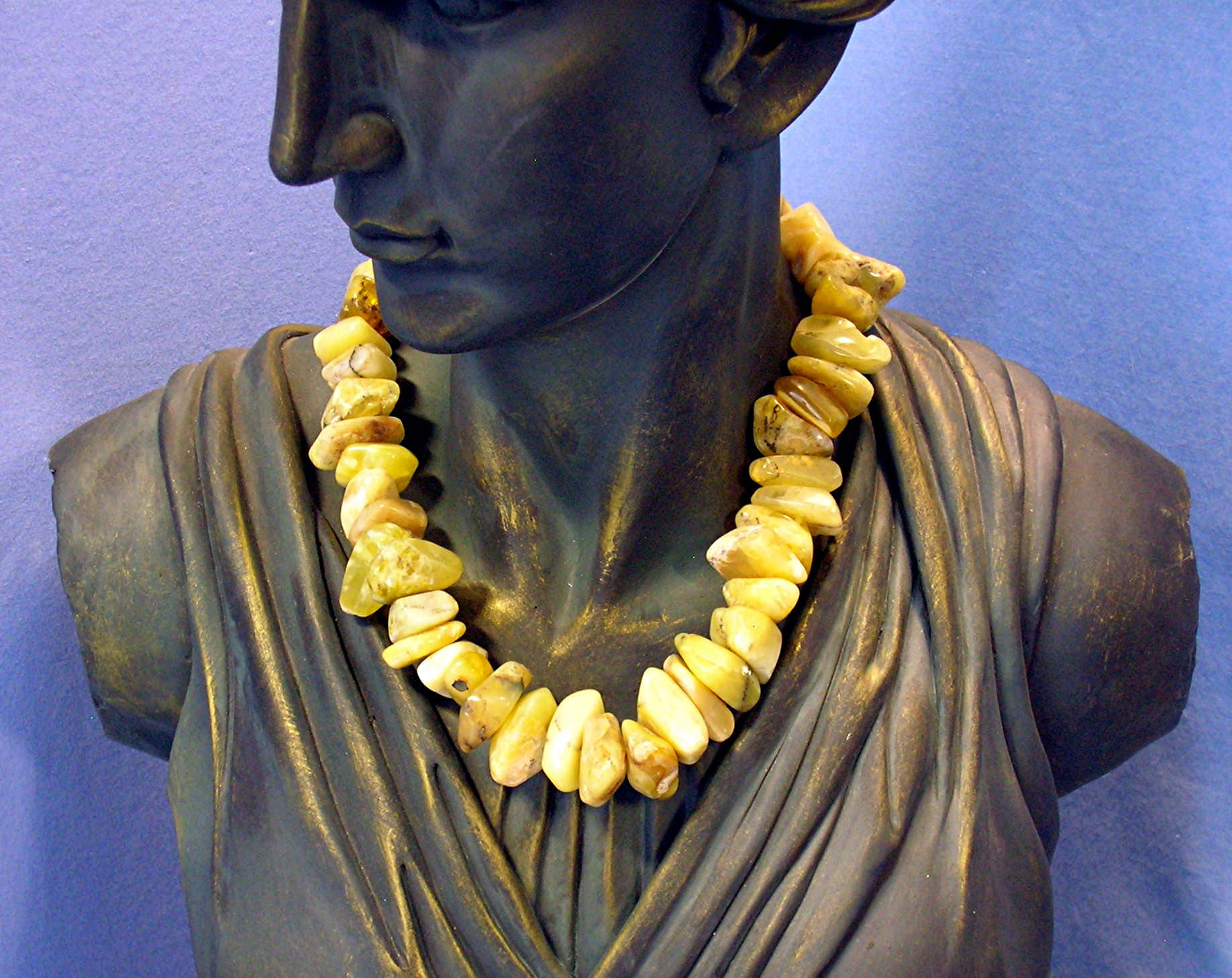 Peruvian  Opals  Gold  Colors Necklace