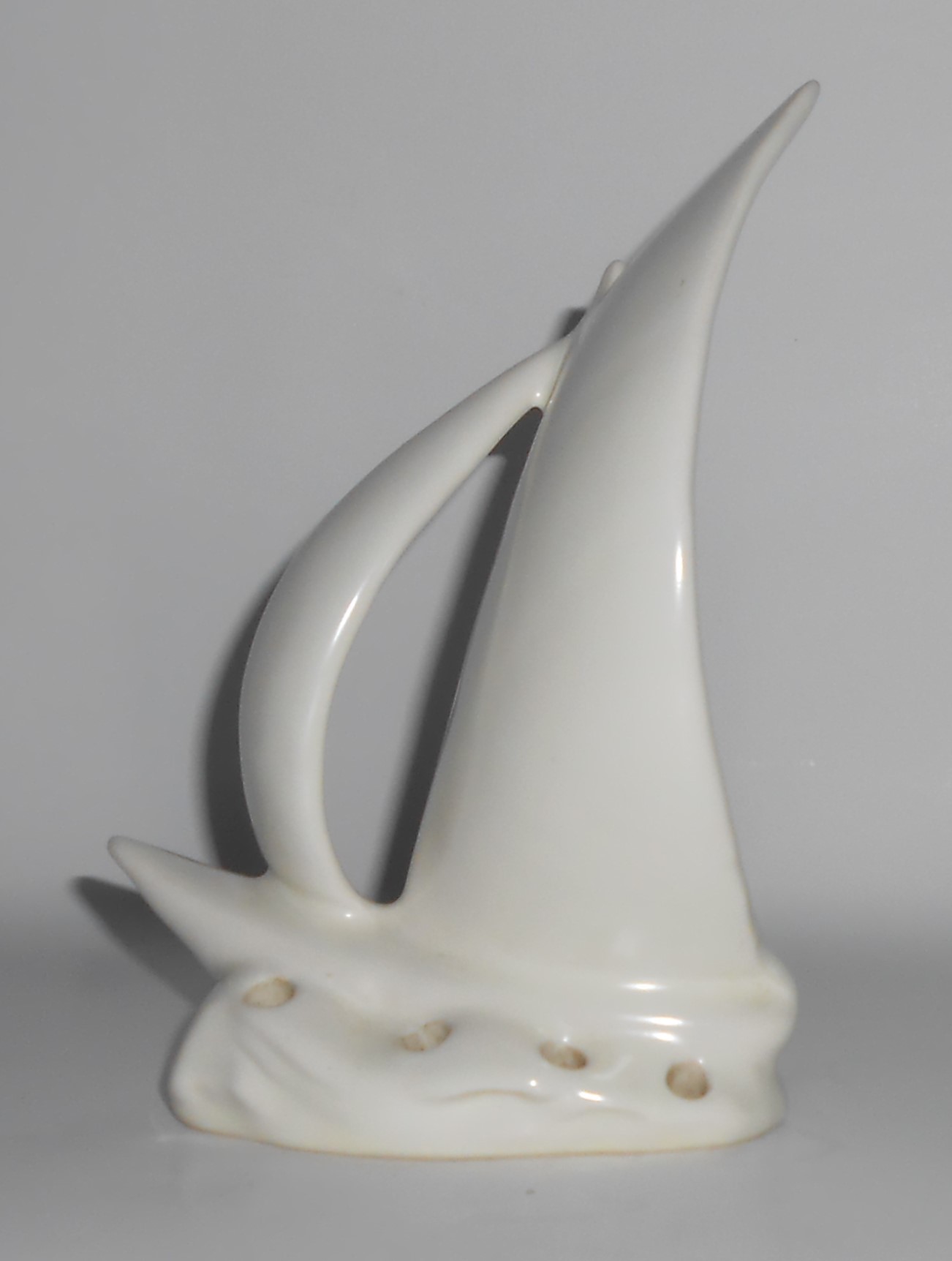 Caliente Pottery Matte White Sailboat Flower Frog