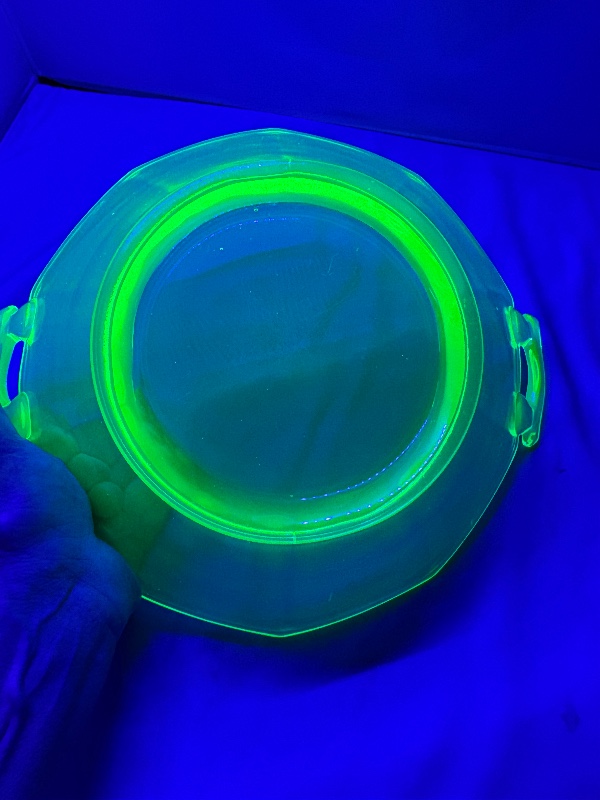 A.H. Heisey Co. Uranium Moongleam Console/Centerpiece Fruit Bowl 10 1/4" Circa 1925-1938