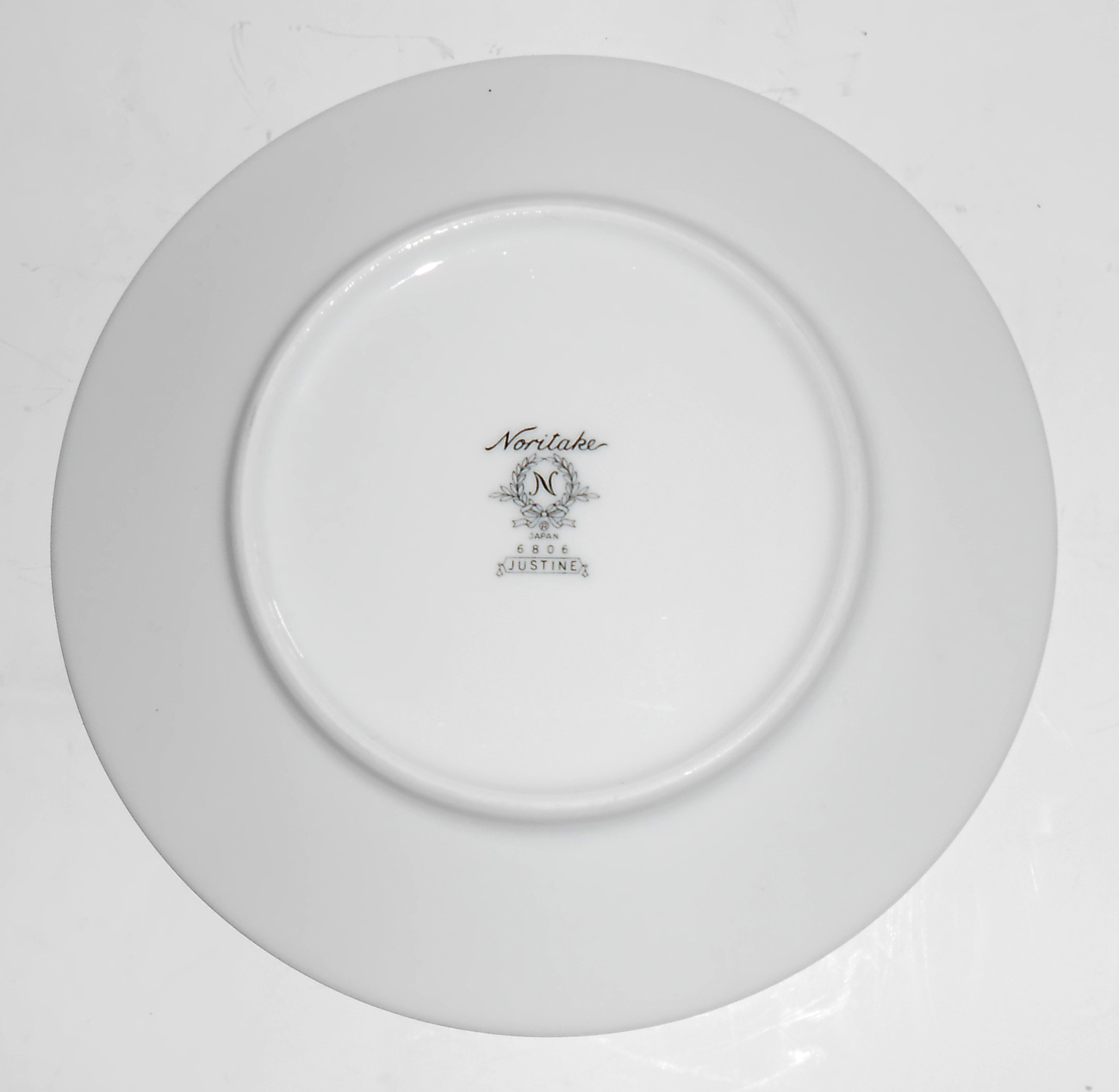 Noritake China Porcelain Justine Floral Bread Plate
