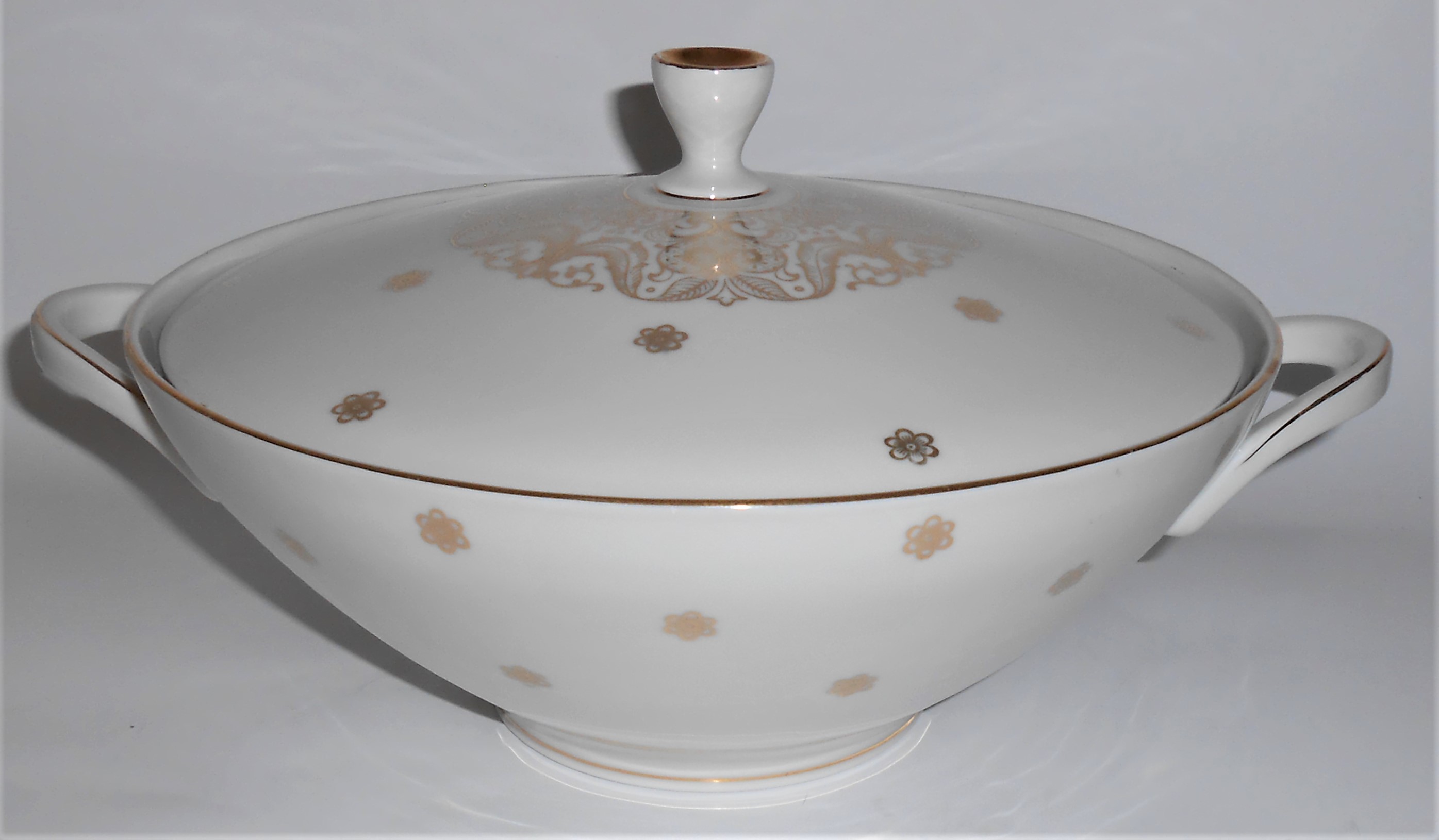 Winterling Bavaria Porcelain China Gold Tureen W/Lid