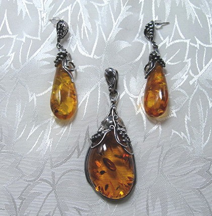 Baltic Amber Sterling Silver Pendant and Earrings