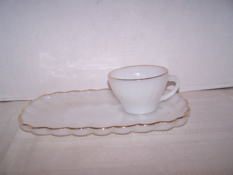 Milk Glass Snack Plate & Cup, Swirl Design, Anchor Hocking Fire King