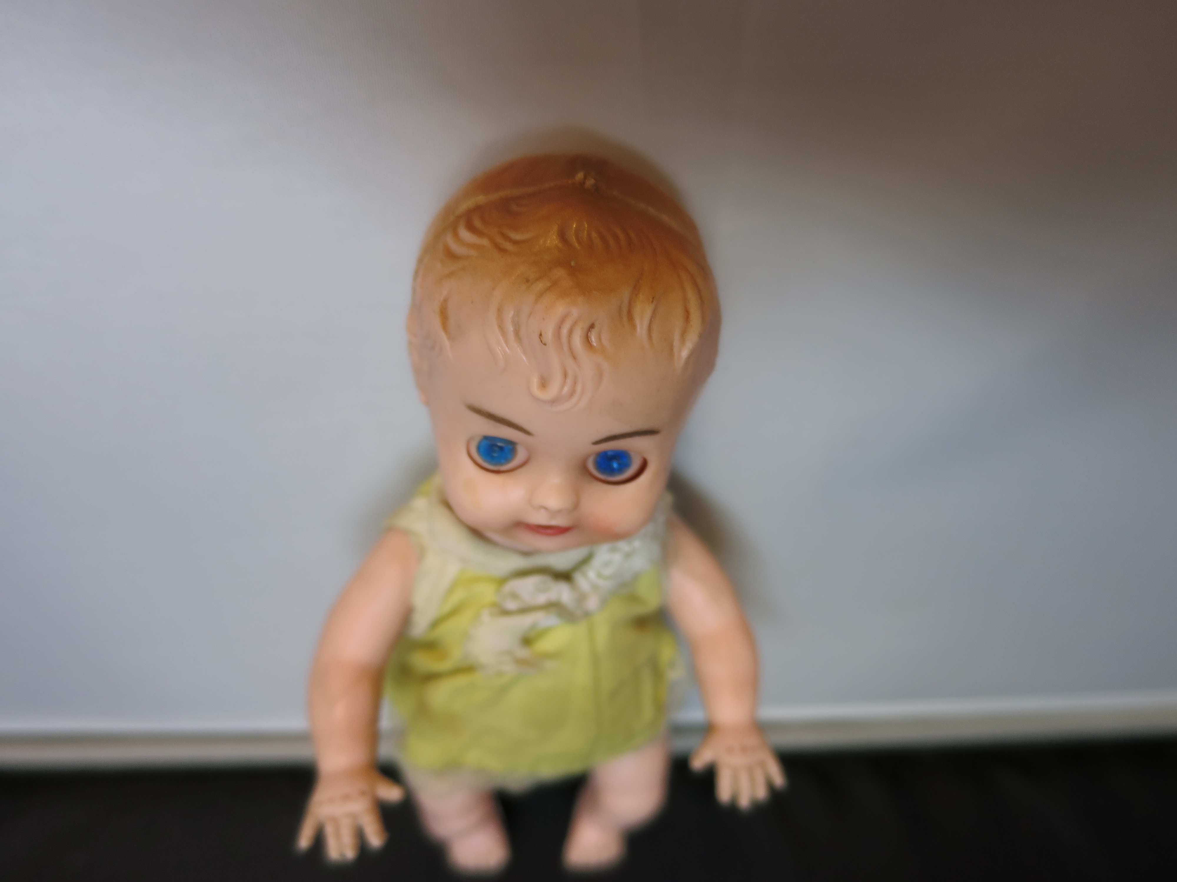 Plastic Red Box Hong Kong Doll Sleep Eye Jointed