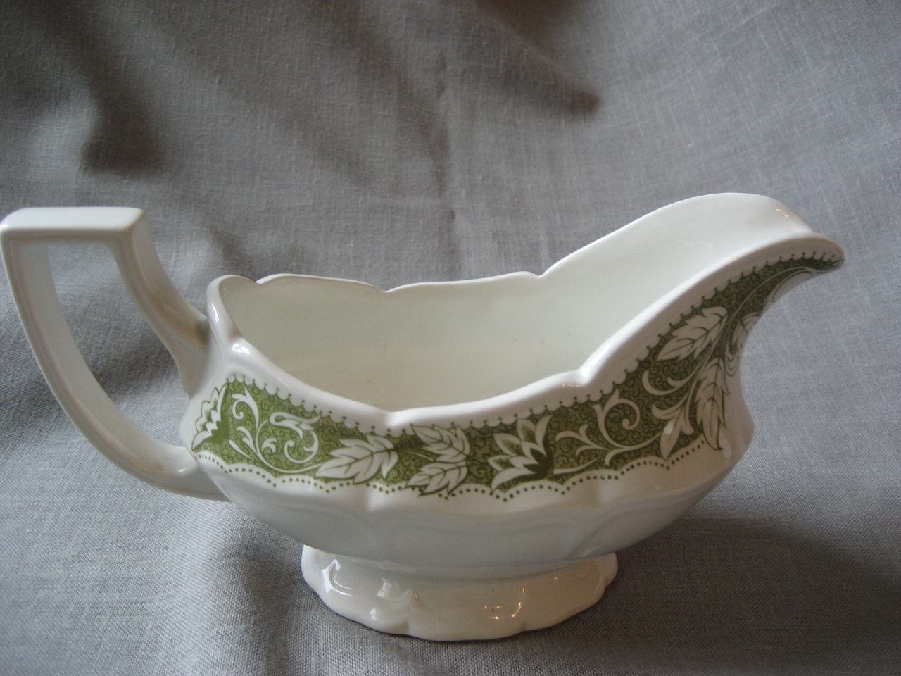 Royal Stafforshire Heirloom Gravy Bowl