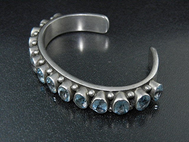 DAN DODSON Blue Topaz Sterling Silver Bracelet