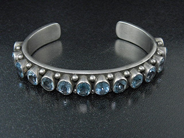 DAN DODSON Blue Topaz Sterling Silver Bracelet