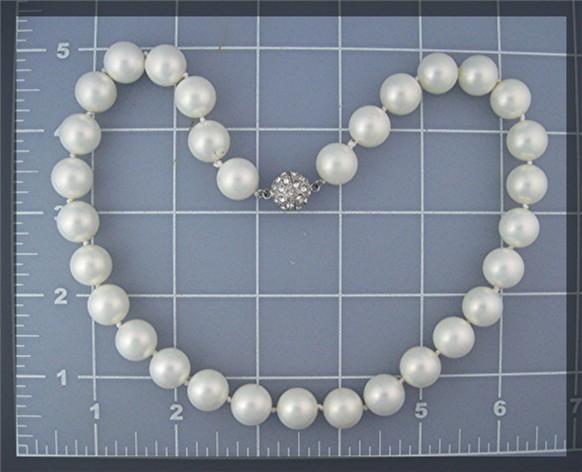 Shell Pearl Necklace Crystal Twist Clasp 11mm