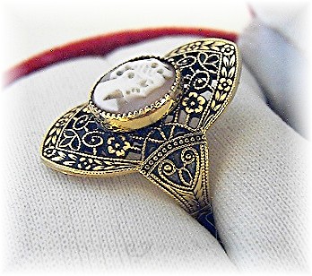 Filigree  Cameo Ring