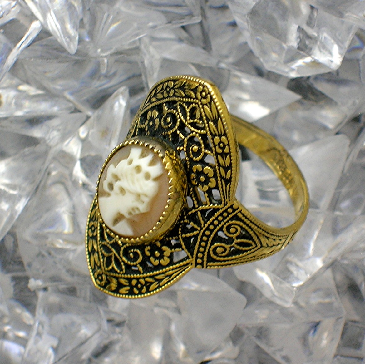 Filigree  Cameo Ring
