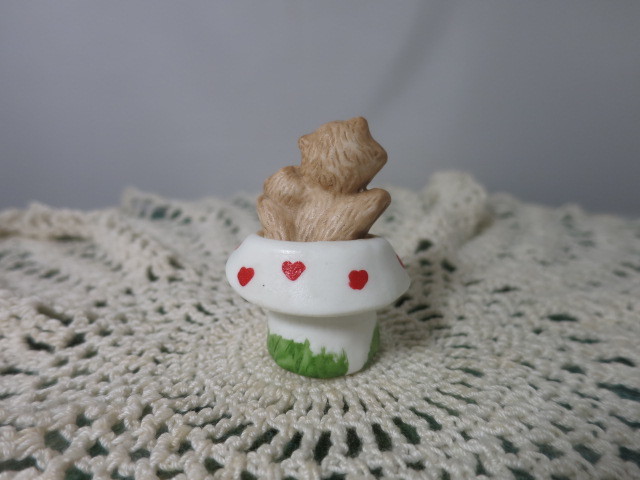 Vintage Enesco Bear and Baby Bear on Mushroom Figurine circa 1979