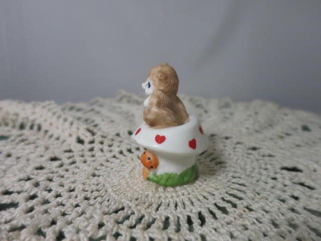 Vintage Enesco Bear and Baby Bear on Mushroom Figurine circa 1979