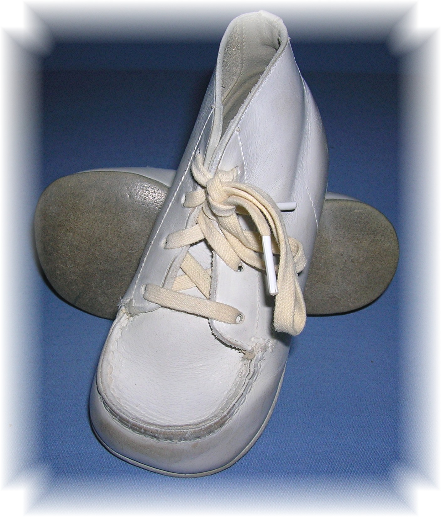 Baby Shoes Mrs Day By Ideal  In Original Box