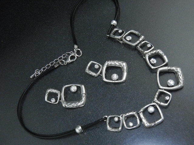 Costume Necklace Black Cord  drop Post Earrings