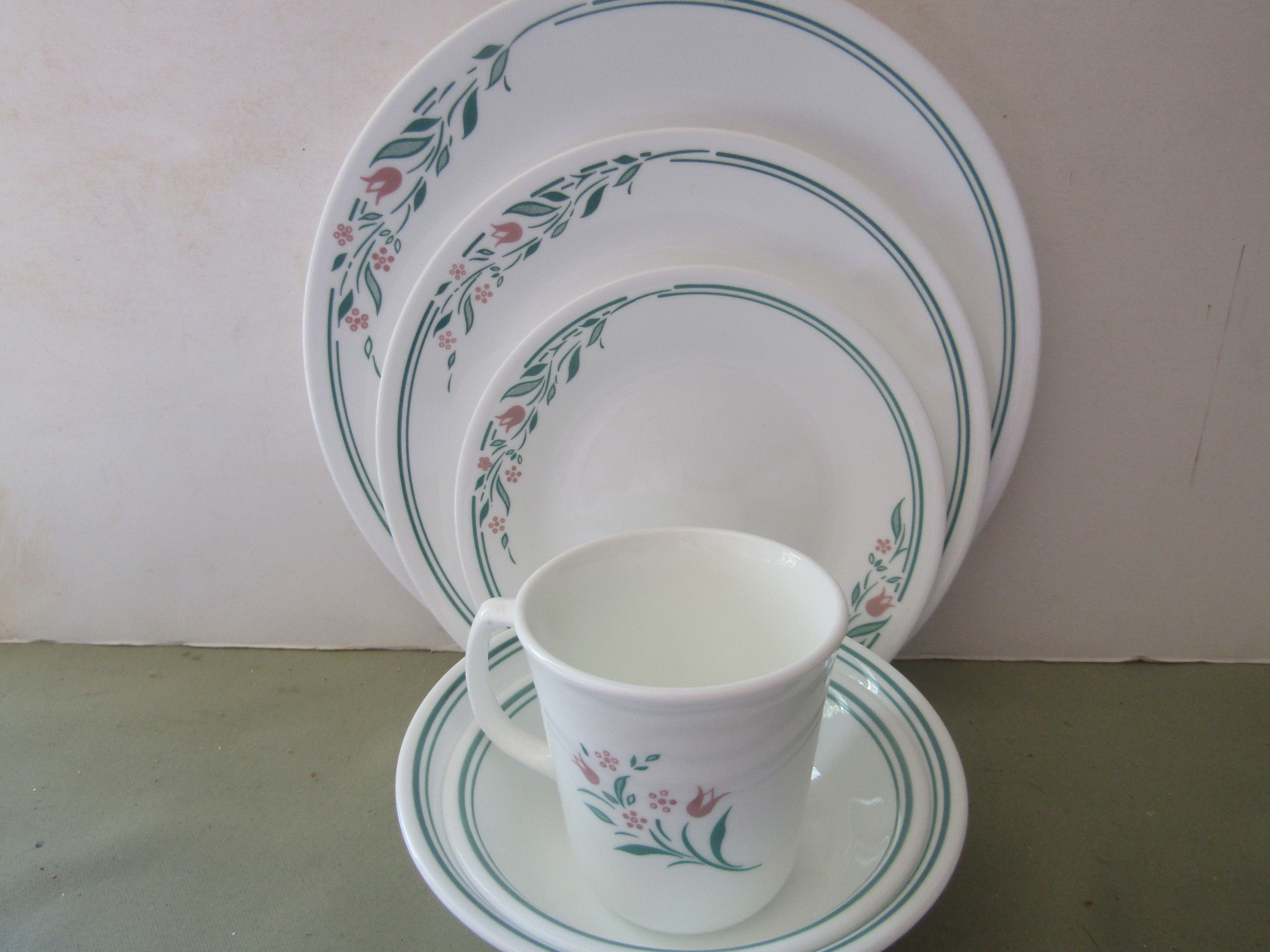 Corning Corelle Rosemarie 6 Piece Place Setting