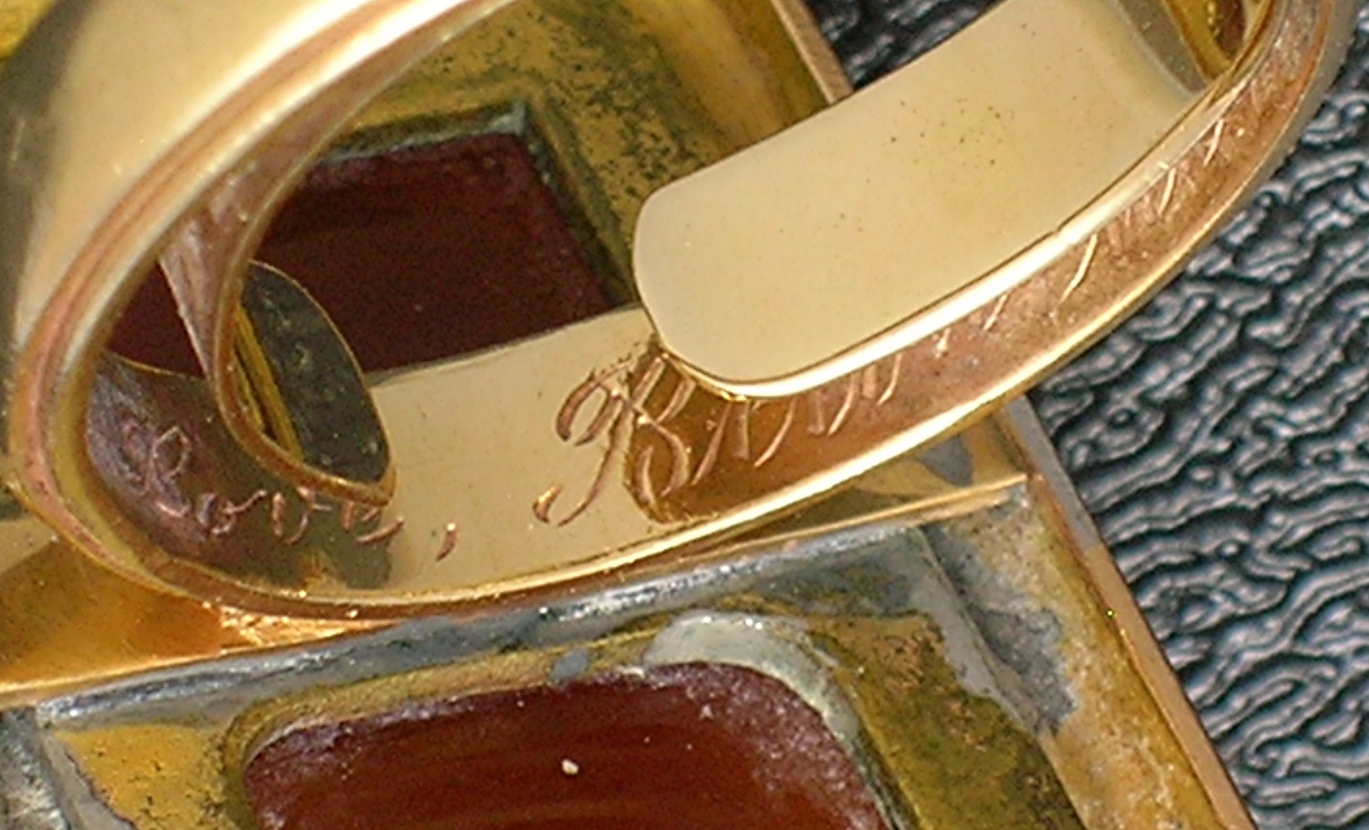 15K Carnelian Cameo Art Deco Ring