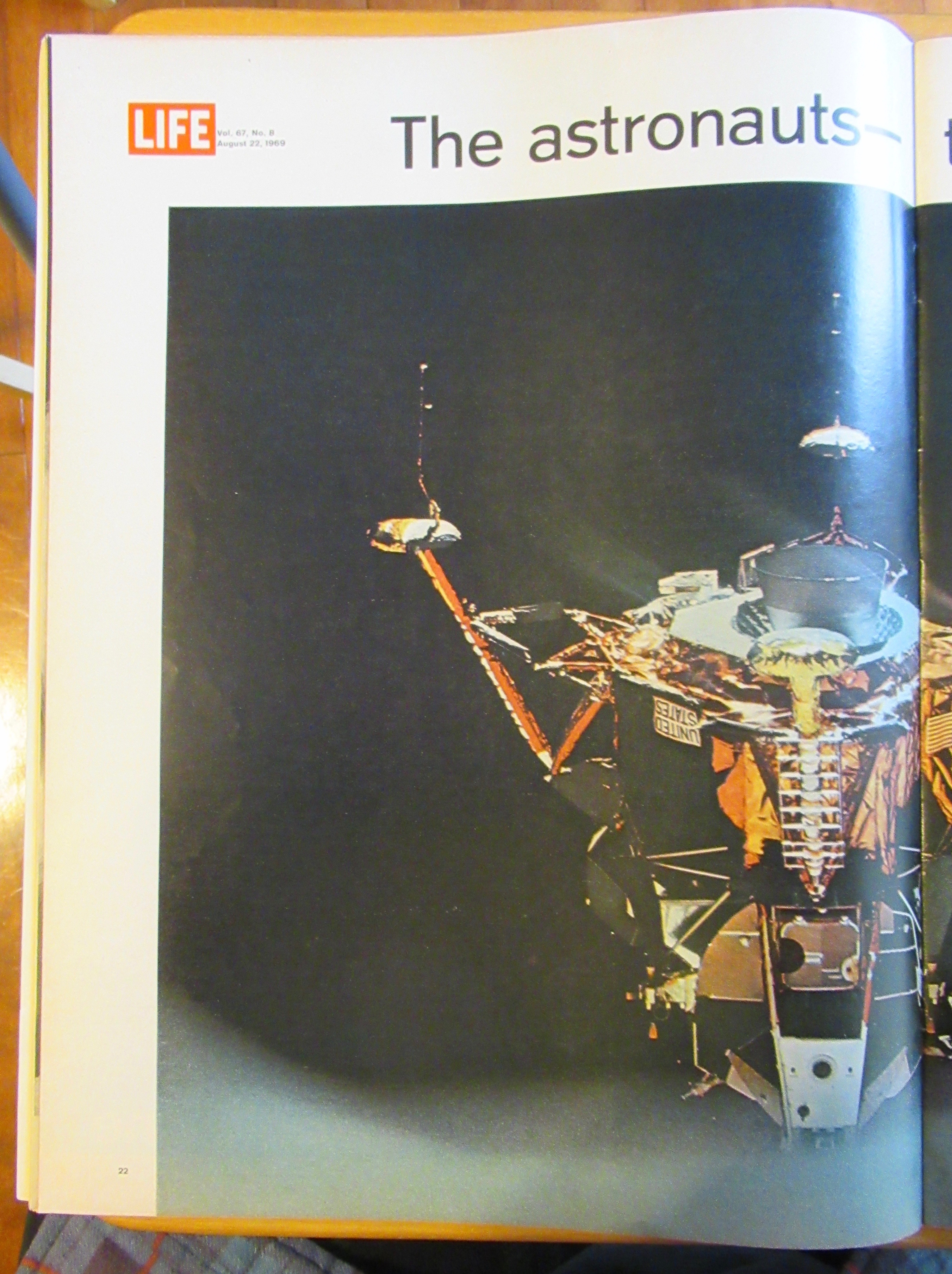 Life Magazine August 22, 1969 New York Look