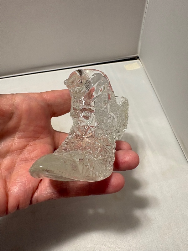 Fenton Art Glass Slipper Shoe Figurine Cat Head Daisy Button with original Label