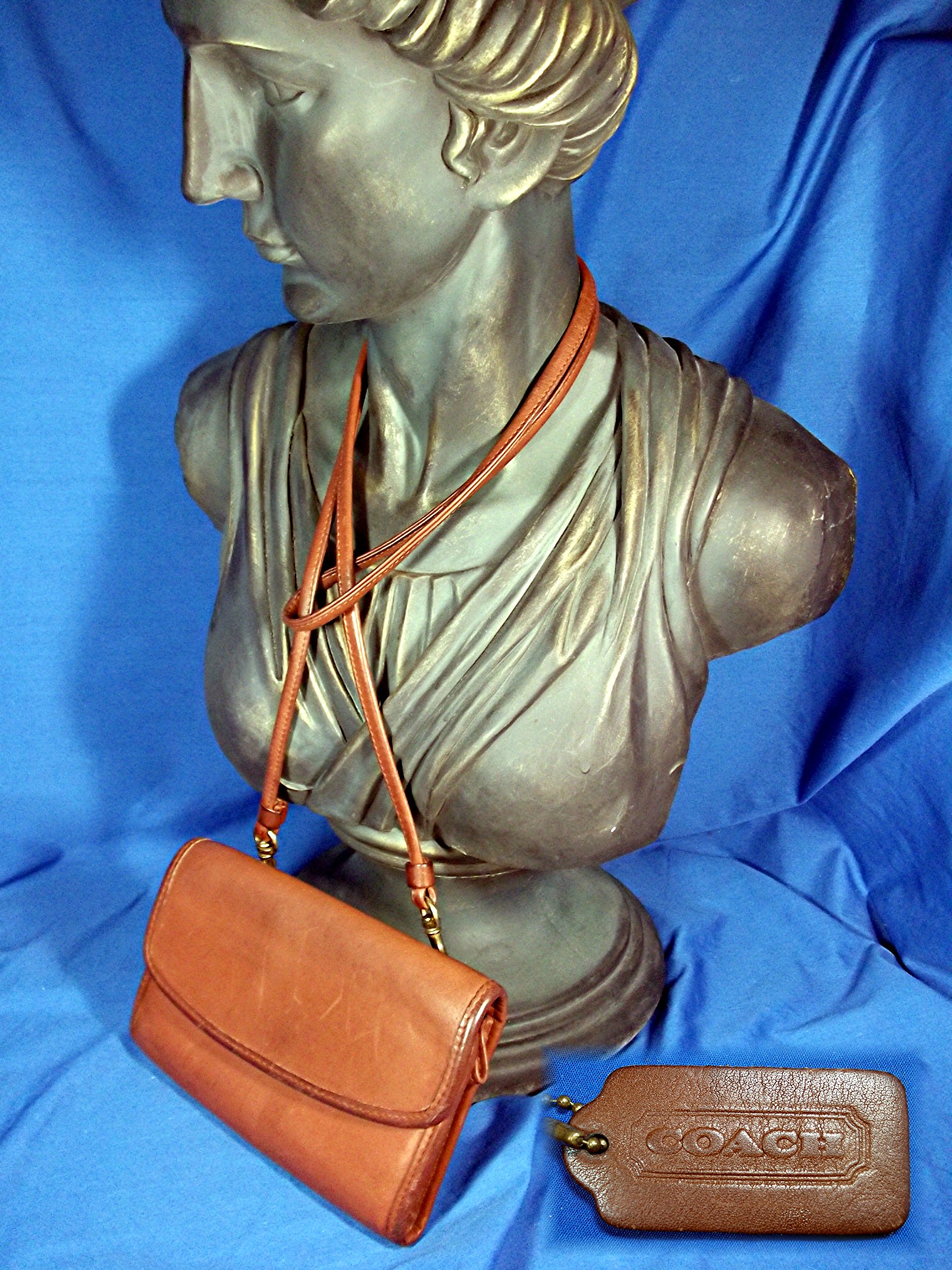 Coach Leather British Tan Purse Credit Card Clutch Sho
