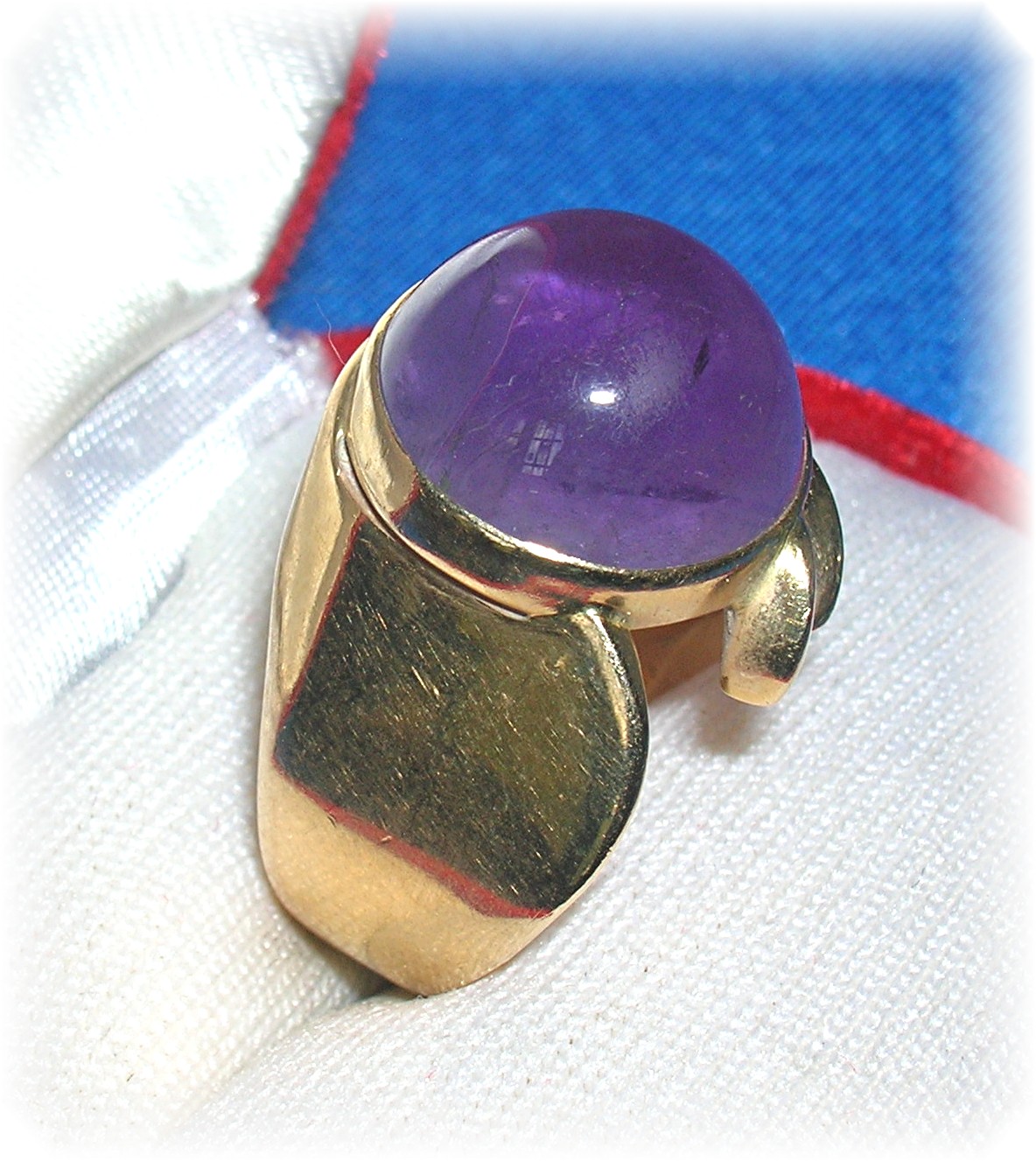 Ring 14K Yellow Gold Cabochon Amethyst