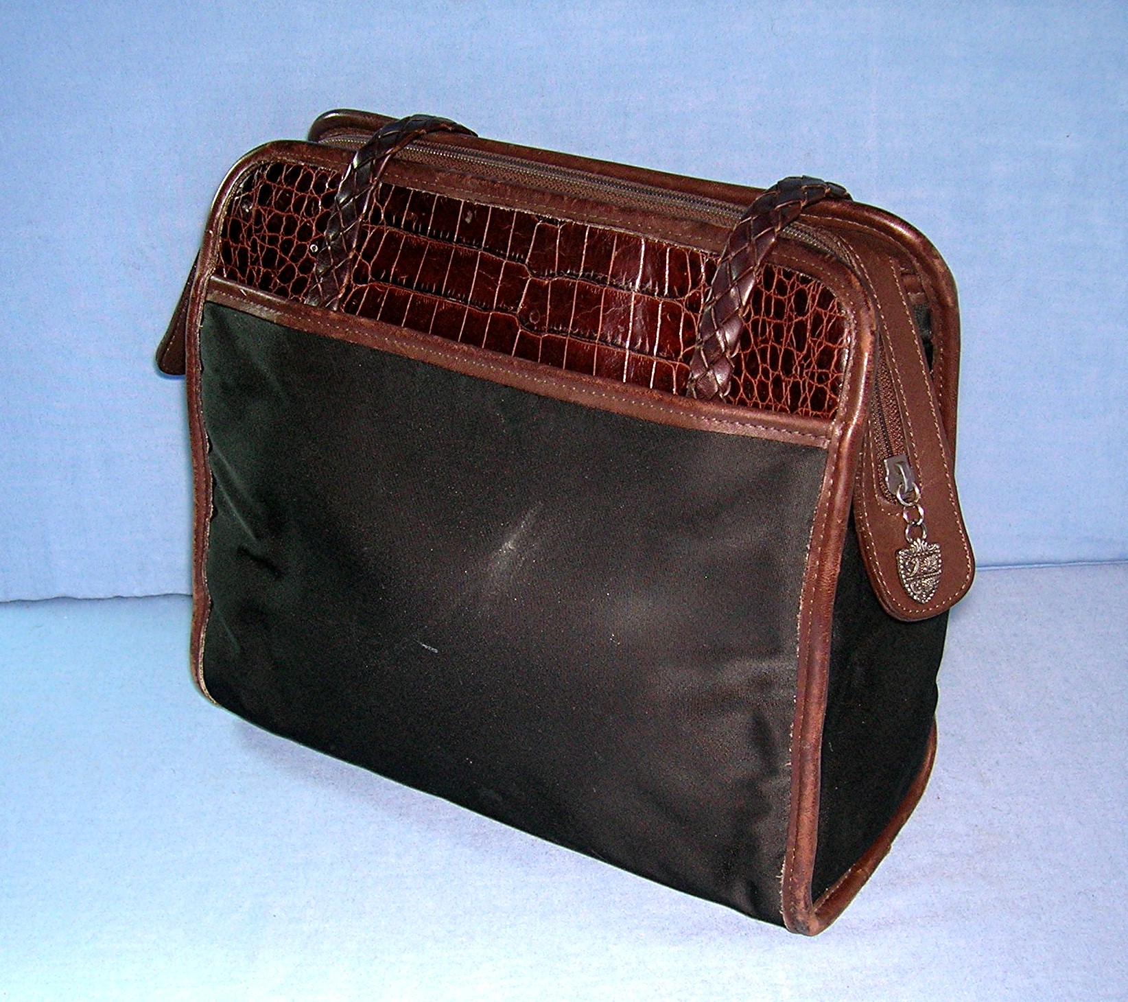Brighton Leather Tan Black Micro Fibre Purse Bag