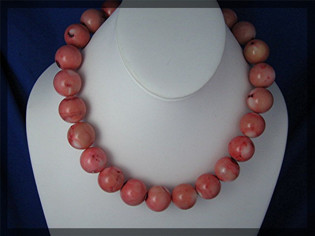Pink Turquoise Bead Necklace 17 Inch