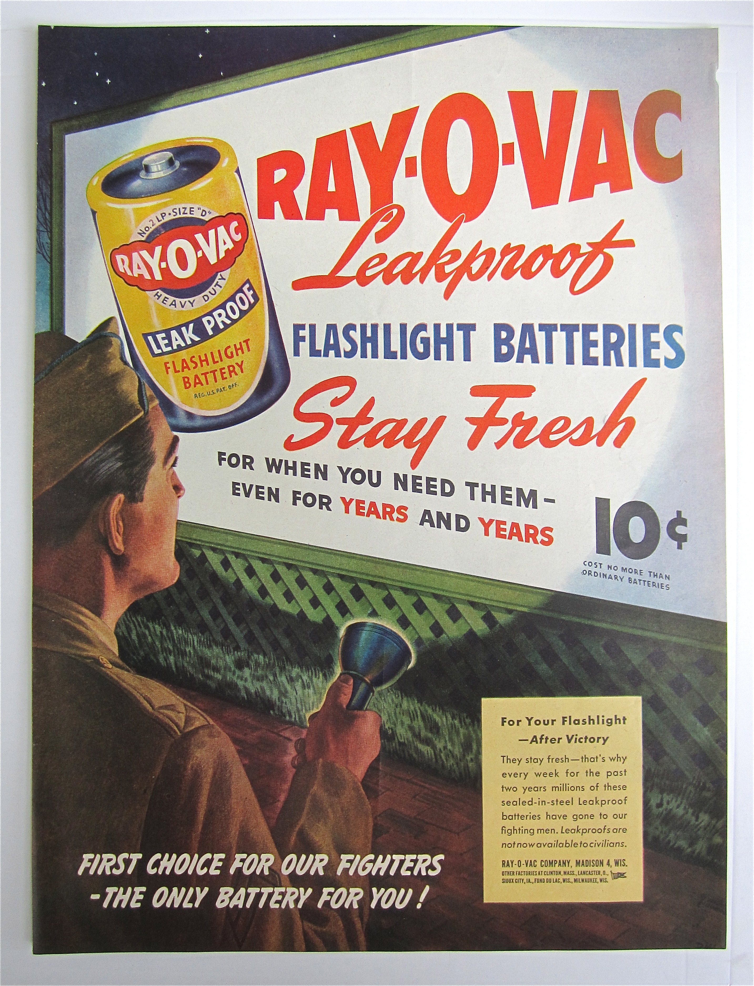1945 Ray O Vac Flashlight Battery w Man & Flashlight