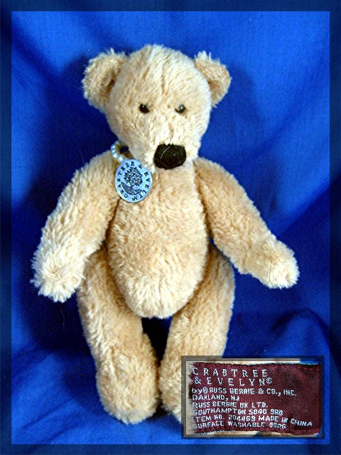 Russ Berrie Teddy Bear - Crabtree and Evelyn - 9 inches