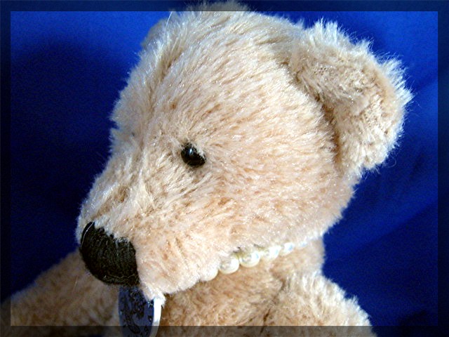 Russ Berrie Teddy Bear - Crabtree and Evelyn - 9 inches