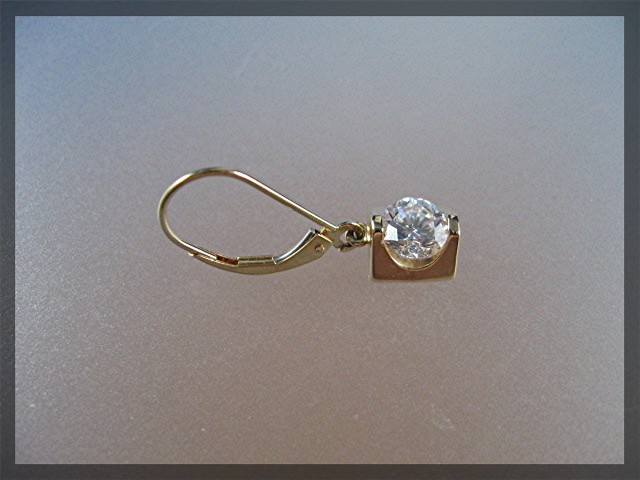 Earrings 14K Gold CZ Leverback Dangle Pierced