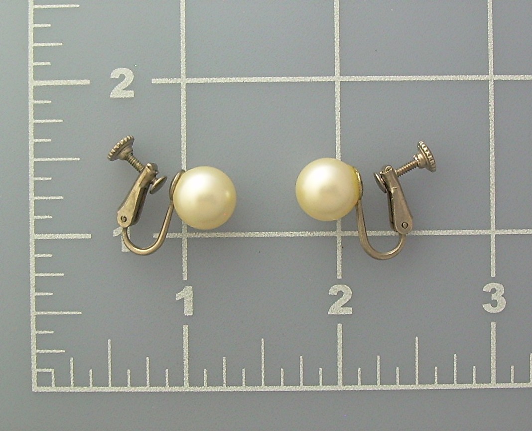 MARVELLA Pearl Screw Clip  Earrings