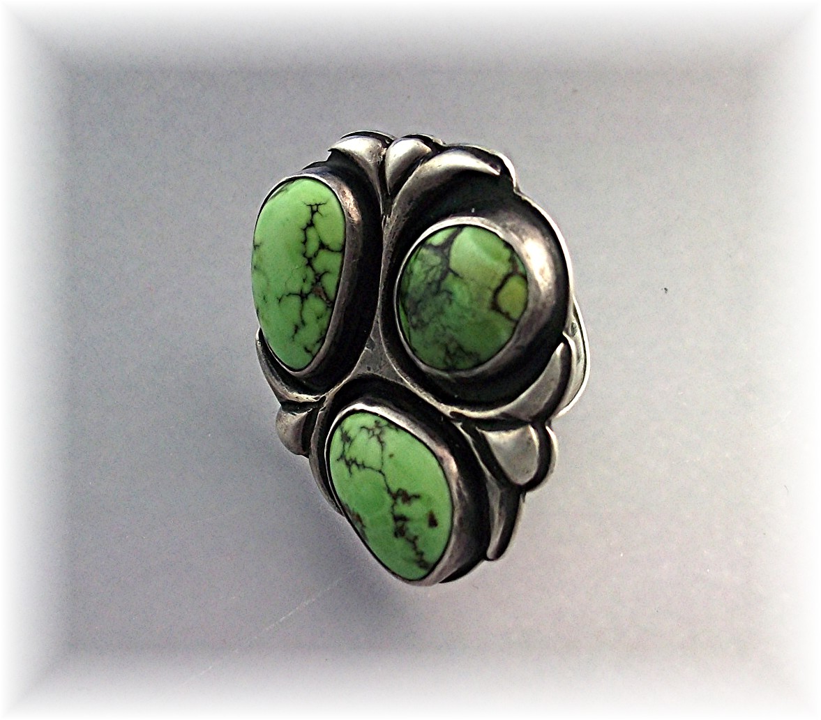 Navajo Gaspeite Sterling Silver Old Pawn Ring