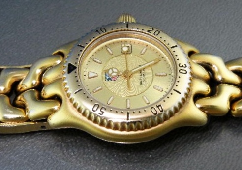 TAG HUER Ladies Gold Wristwatch