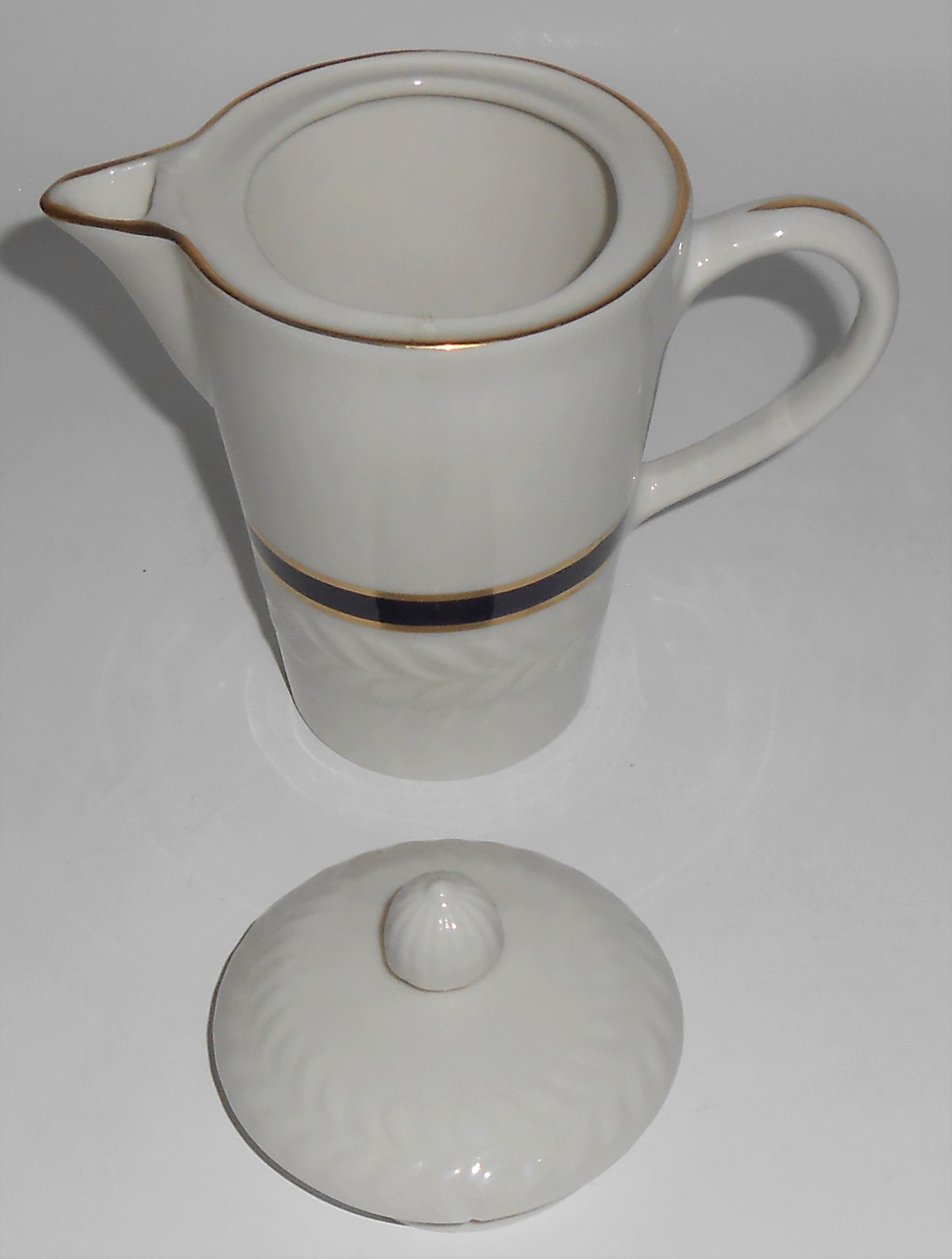 Shenango Restaurant Ware China Carlton Cobalt/Gold Indi
