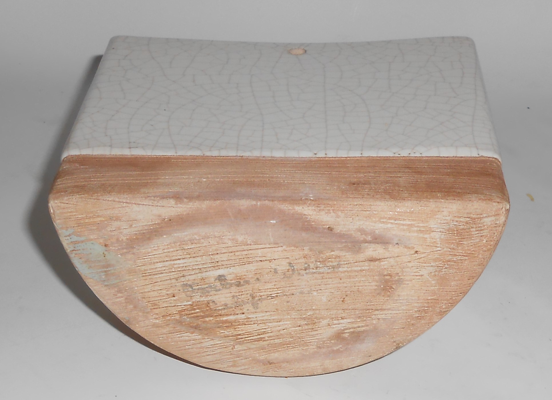 Barbara Willis Pottery Early Provincial Floral Wall Poc