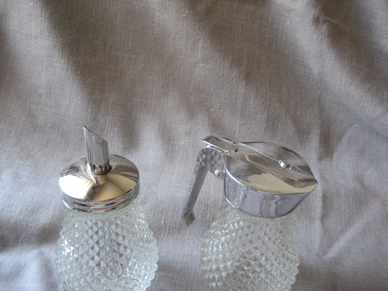 Diamond Point Design Cream and Sugar