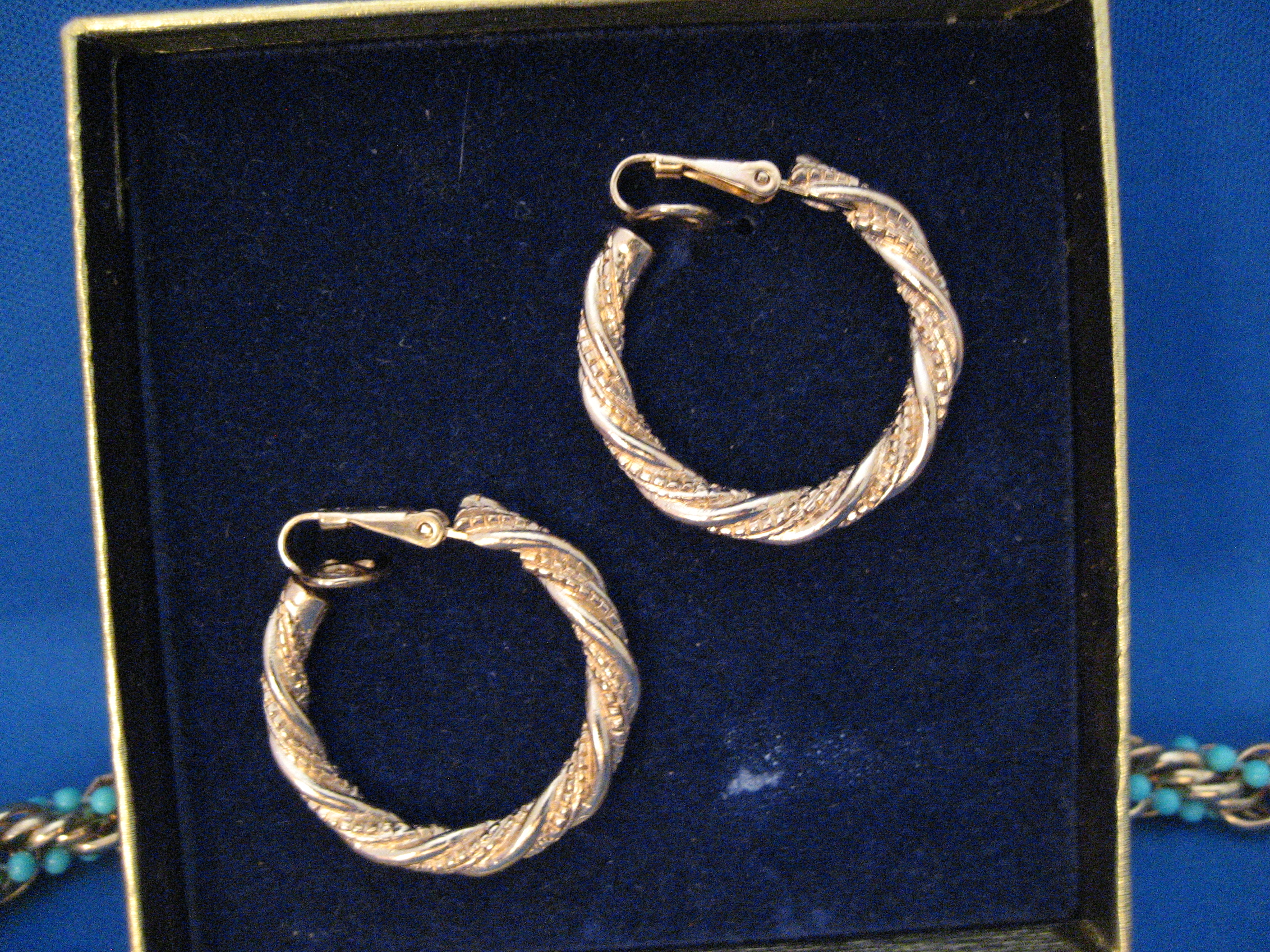 Rope Twisted Choker and Earrings