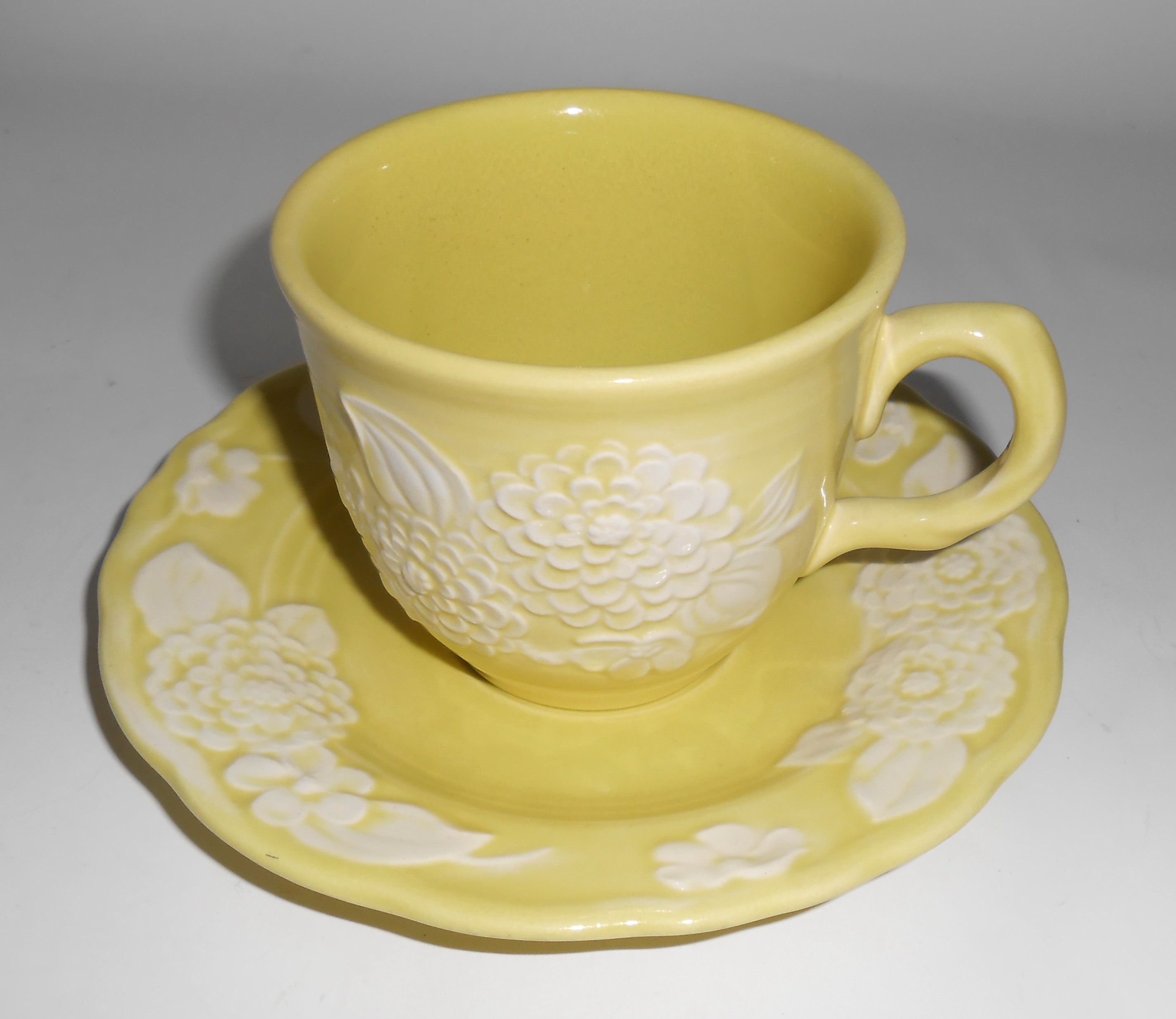 Metlox Pottery Poppy Trail Flora Lace Cup/Saucer Set!